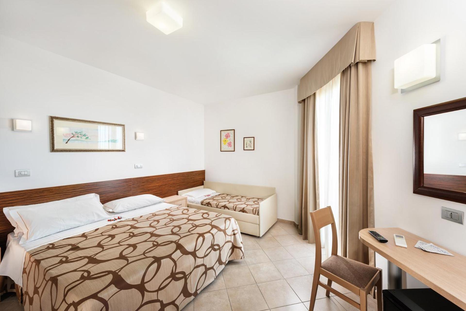 Hotel Fenix San Benedetto del Tronto Esterno foto
