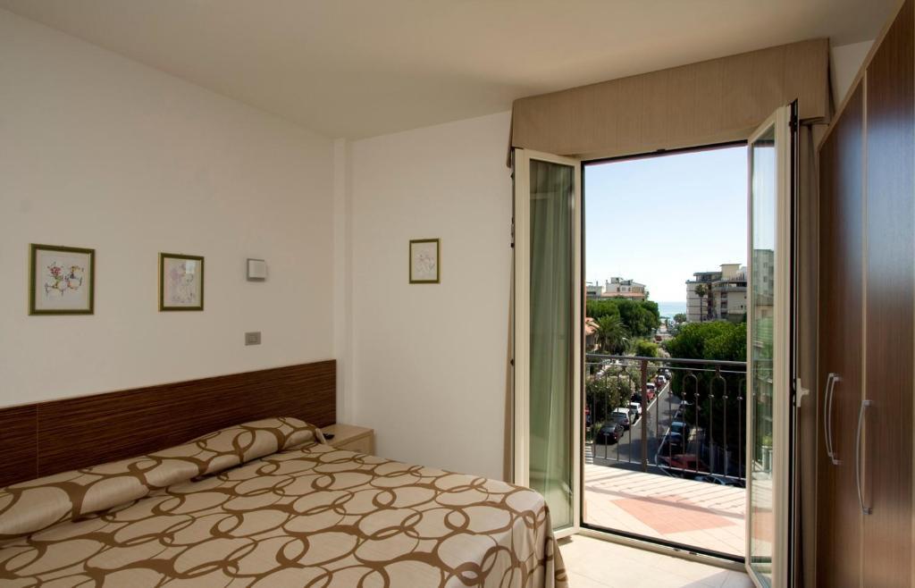 Hotel Fenix San Benedetto del Tronto Camera foto