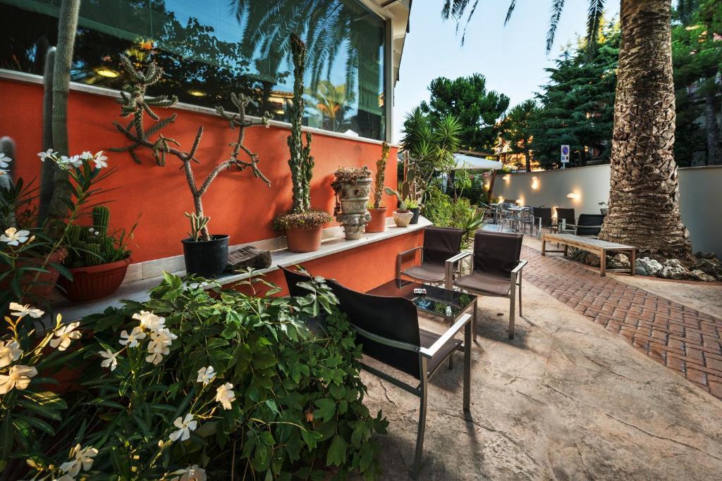 Hotel Fenix San Benedetto del Tronto Esterno foto